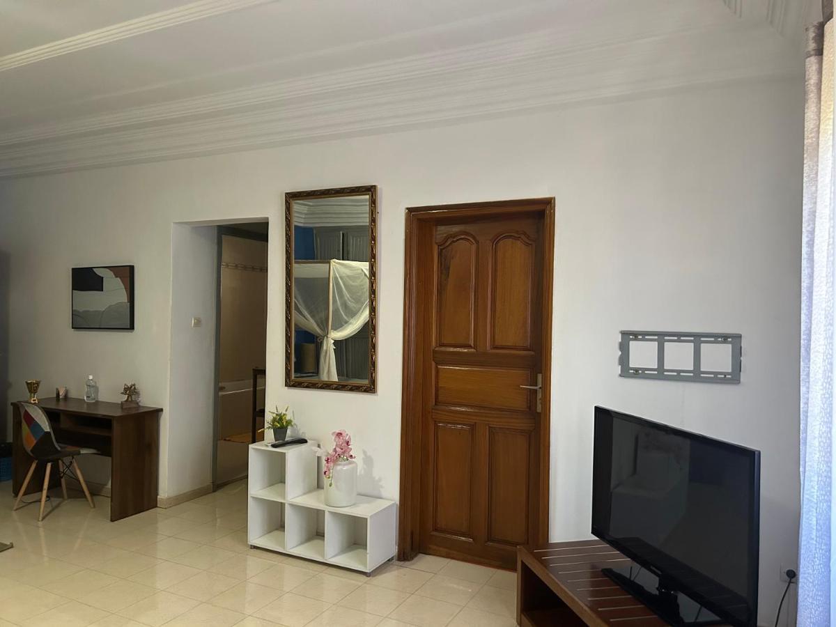 Villa Jade Dakar Bagian luar foto